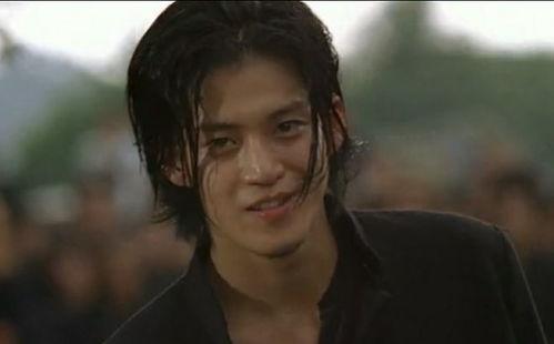 小栗旬爆料人有哪些视频,揭秘爆料人背后的精彩视频故事  第1张